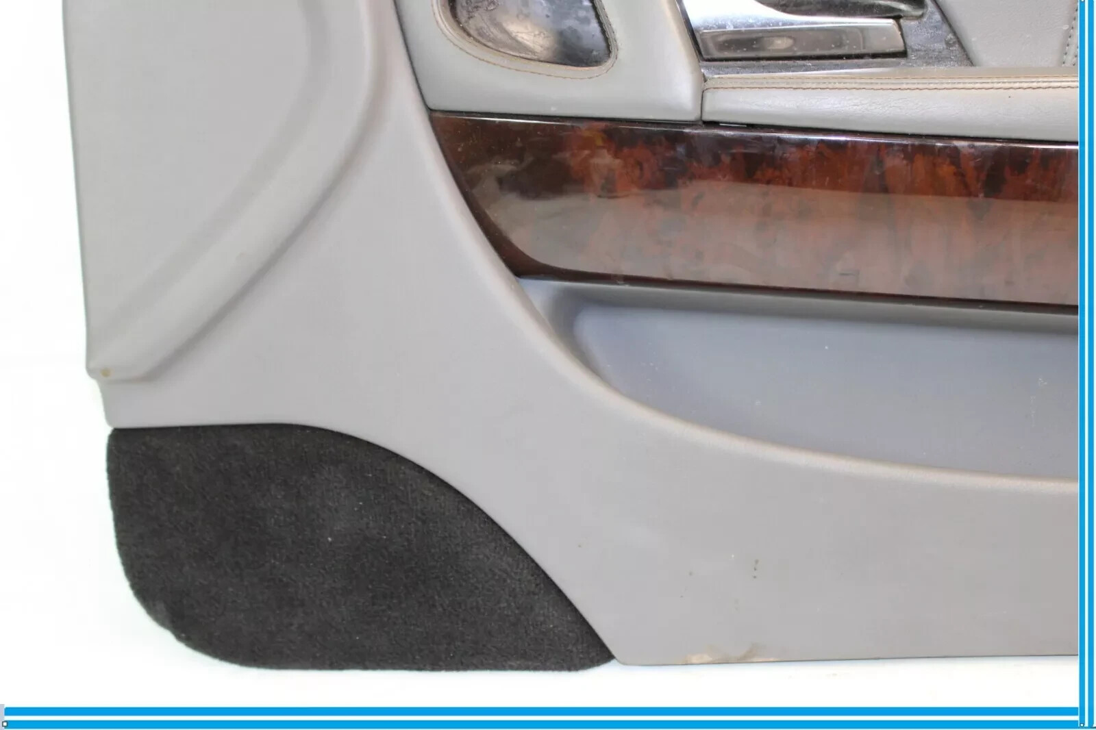 03-13 Maserati Quattroporte M139 Front Right Side Interior Door Panel Gray OEM