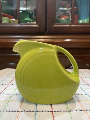 Fiesta Juice Pitcher Lemongrass Pristine First Quality Not Second 28 Oz Retired