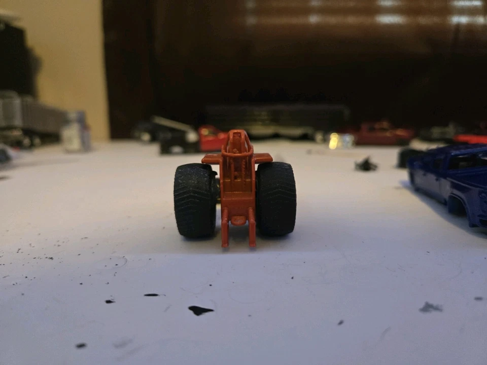 1/64 3d printed pulling tractor - Image 4 of 4