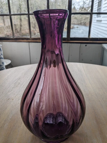 Vintage Fenton Amethyst Bud Vase With Original Sticker