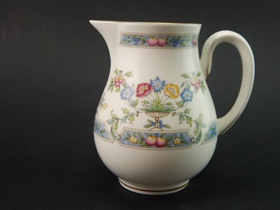 Vintage Rare Milk Jug Mayfield Porcelain Royal Worcester from 1981