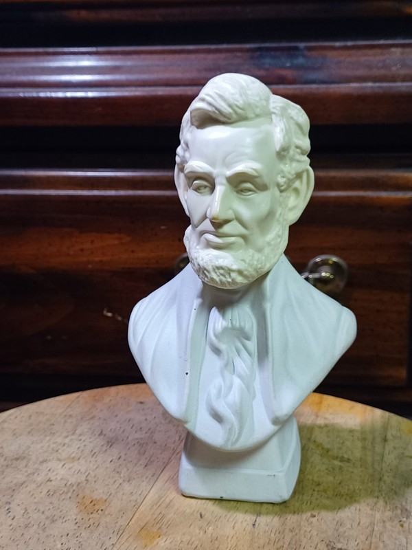 Avon President Lincoln Decanter FULL Wild Country After Shave 6oz.