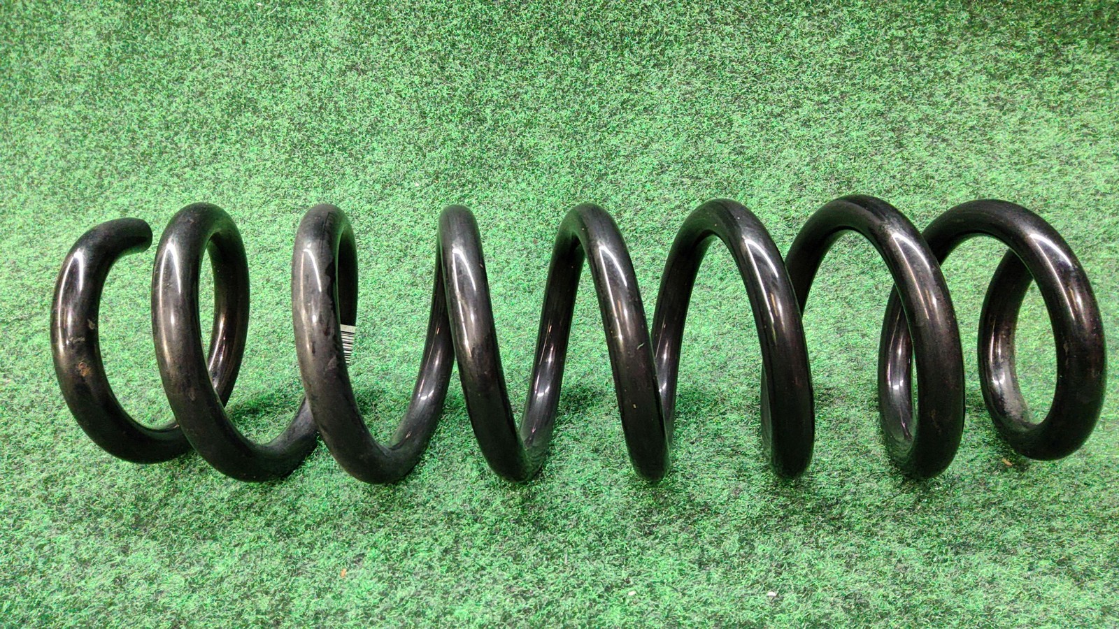 2019-2025 BMW 330i Rear Left Spring 59K Miles OEM 33506875395 / 33506875394