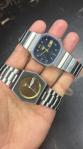 Vintage Seiko 5 Mens Automatic Watches day/date