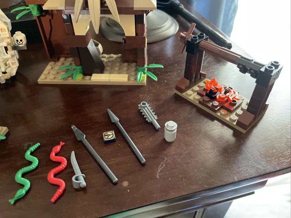 Лот товаров LEGO Pirates of the Caribbean: The Black Pearl корабль 4184 и побег каннибала - Изображение 4 из 4