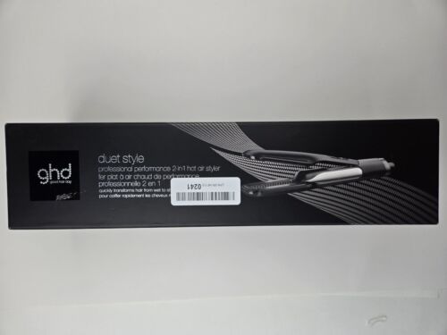 ghd Duet Style 2-in-1 Hot Air Styler - Black (S10201) - Picture 4 of 7