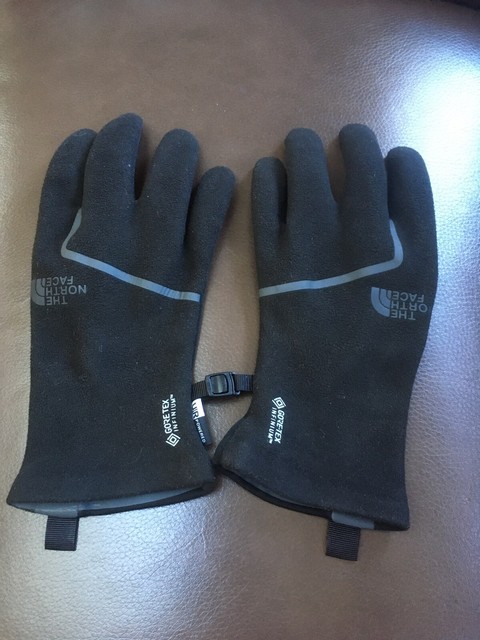 men's gore closefit fleece gloves