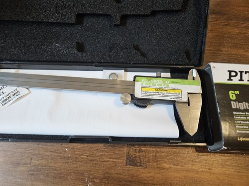 New Pittsburgh 6" Digital Caliper METRIC & SAE Digital Display - Picture 2 of 3