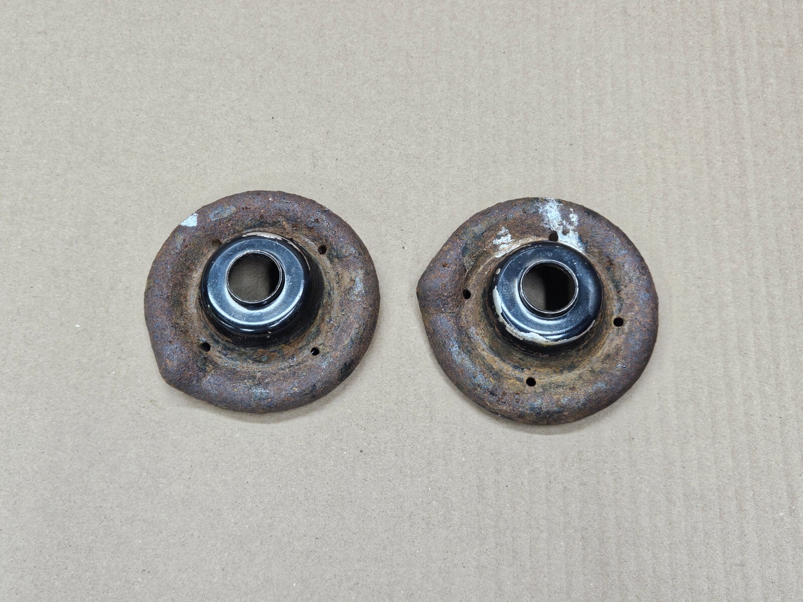 240z Rear Springs Datsun 240Z 260Z 280Z Coil Spring Caps Top Hats and Boots PAIR OEM Rear ...