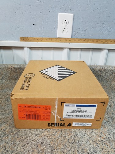 Genuine Ford Mustang Module 7R3Z-63043B13-AD NIB - Picture 2 of 2