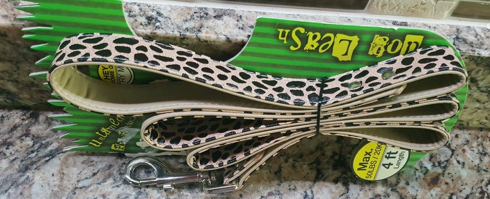 Correa para perro animal salvaje marrón negro estampado de guepardo de 4 pies de largo para caminar por el parque  Foto 3 de 4