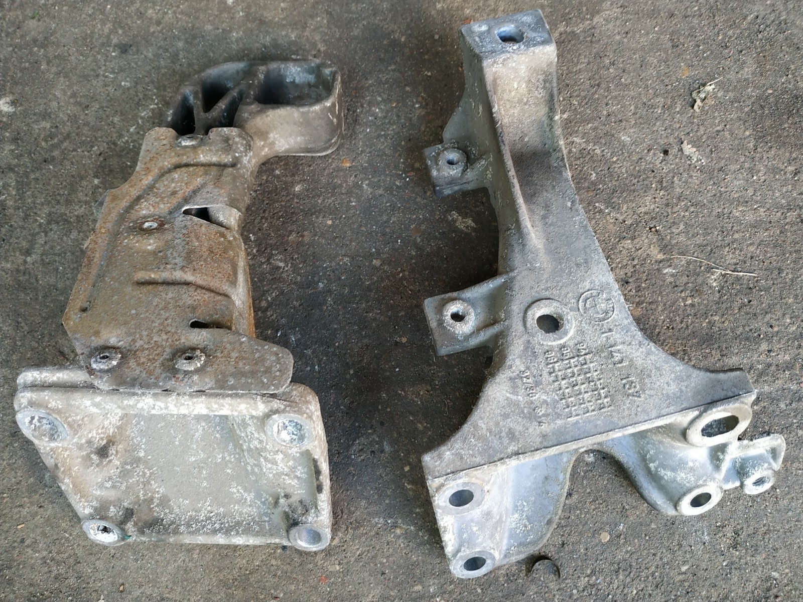 BMW E36 Z3 320i 323i 325i 328i M50 M52 S52 ENGINE MOUNT ARMS SUPPORTING