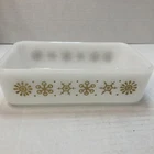 Vtg GLASSBAKE J-257 White Milk Glass Gold Atomic 1qt Casserole Baking Bread Dish