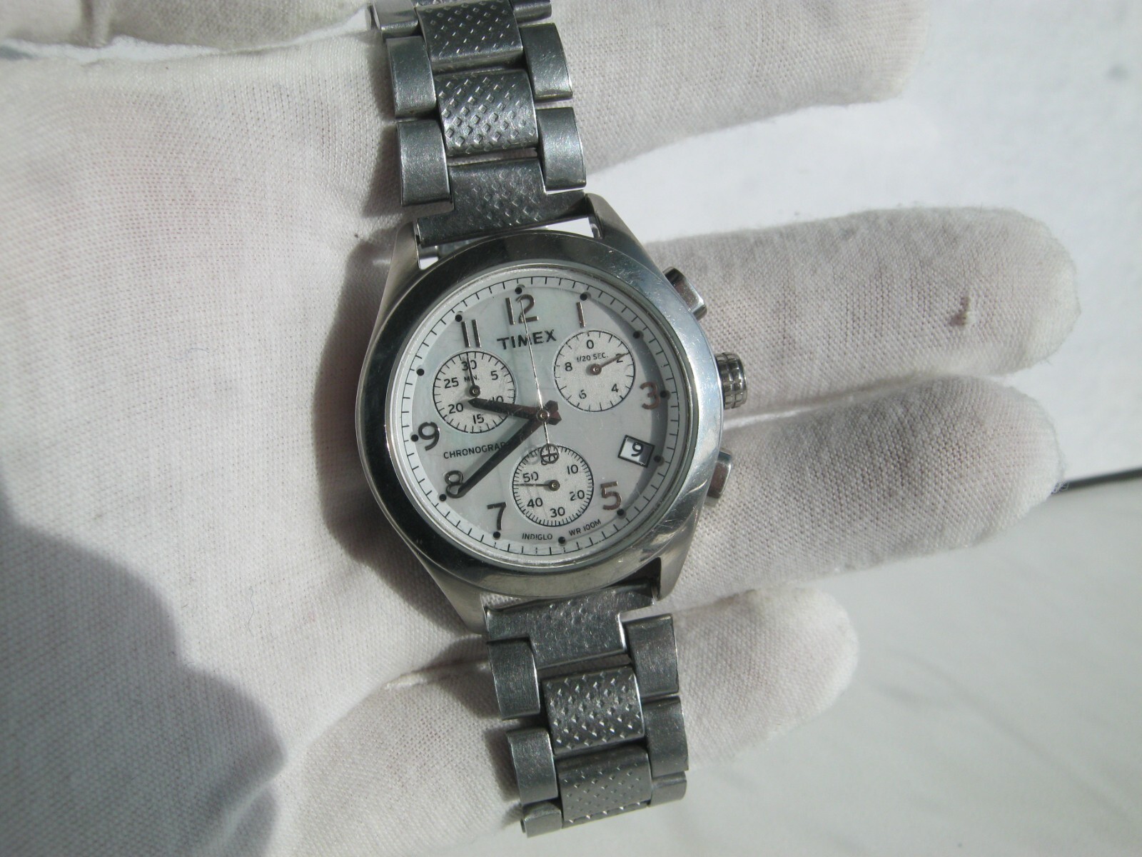 Timex men's watch 37mm chronograph / new battery