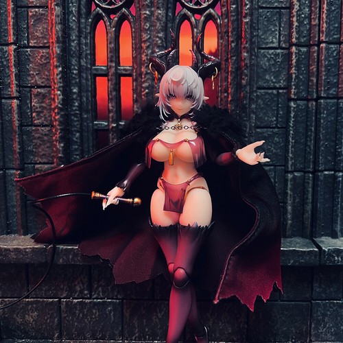 1/12 Custom Wired Cape Cloak For 6'' Snail Shell Succubus Lustia Action Figure - 第 1/11 張圖片