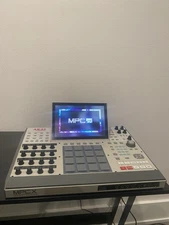 Akai Professional MPC X SE Standalone Sampler & Sequencer