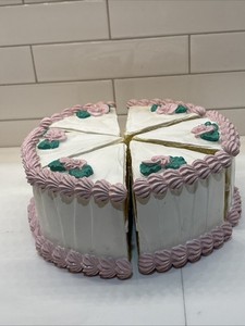 Toy Play Food Realistic vinyl Birthday Cake w/roses by Summit Vintage rare