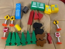 Lot Of 25 Brio Wooden Train Accessories Trees Signs Blocks Animals Thomas Train
