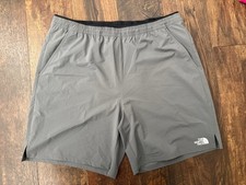 NUEVO Pantalón Corto The North Face Wander 2.0 Perla Ahumada Para Hombre Talla Mediana