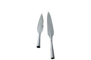 2 WINDLASS REPLICA HEWING SPEARHEADS & 2 WINDLASS REPLICA GREEK BUTTCAP SPEARS