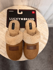 Lucky Brand Women  s Tan Plush Slippers Size Small 7/8 Cozy Faux Fur Indoor House