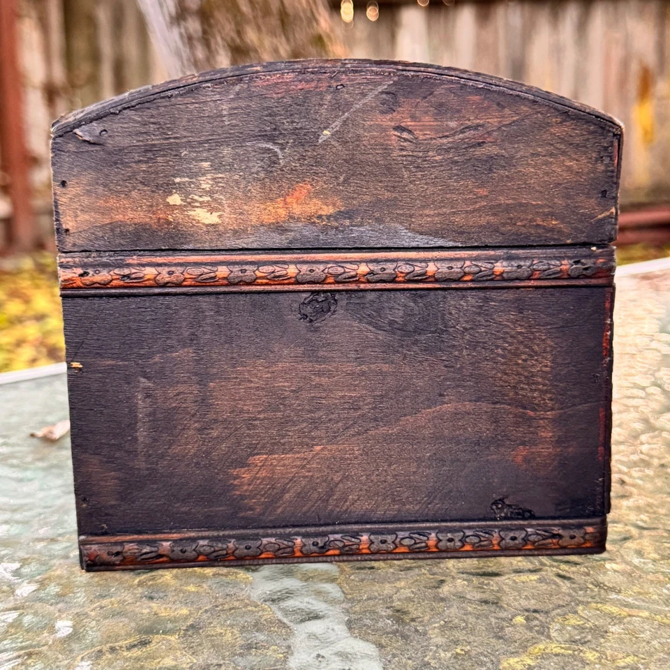 Vintage Wooden Treasure Chest Box Storage Trinket Jewelry Keepsake Organizer - Image 2 of 4