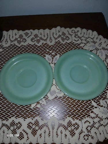 2 VINTAGE FIRE-KING HEAVY JADEITE GREEN OVEN WARE RESTAURANT 6" SAUCERS