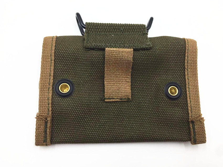 ビッグライフさん専用　U.S. ARMY ケース 約60cm WW2 KOREAN WAR US ARMY KHAKI FIRST AID POUCH WITH HOOK Compass