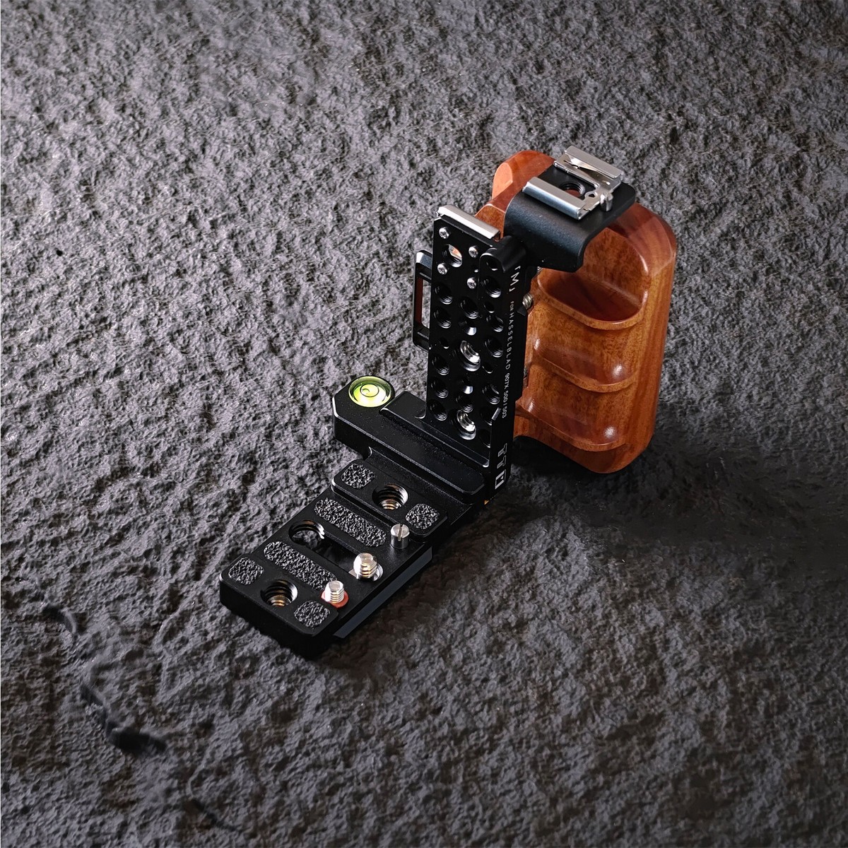 【takabn】ケーブルドラム for Hasselblad 907X CFV 100C CFV II 50C Camera Wood Hand Grip L