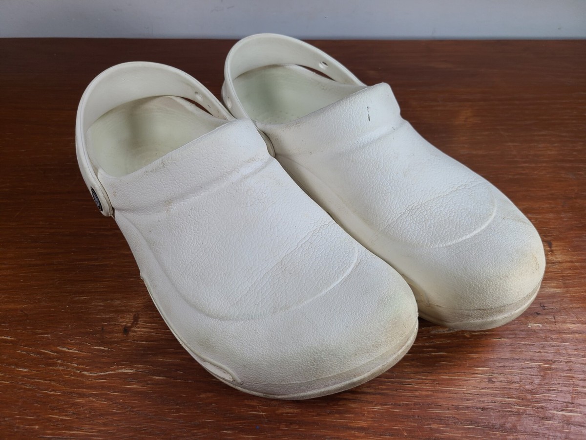 Crocs Anti-Slip Medical Foodservice Professionals Bistro Clog White Men\'s 10 Crocs Men main image 4