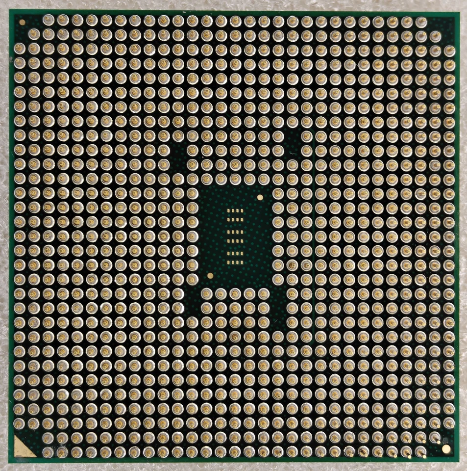 AMD AD6700OKA44HL A10-6700 3.7GHz (4.3GHz Turbo) Socket FM2 Quad-Core APU CPU - Image 2 of 2