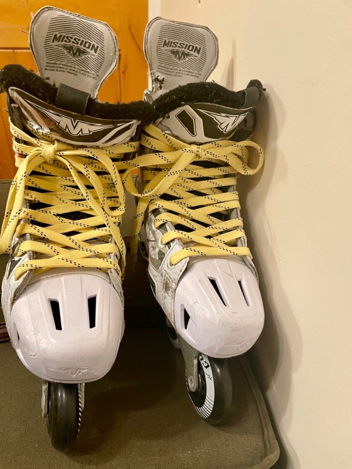 Mission Inhaler WM03 Adult Inline/ Roller Hockey Skates Size 7.5E New