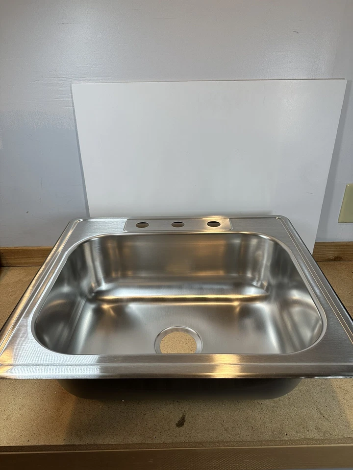 Elkay DSE125223 Dayton 25 дюймов одинарный умывальник кухонная раковина из нержавеющей стали - Изображение 2 из 4