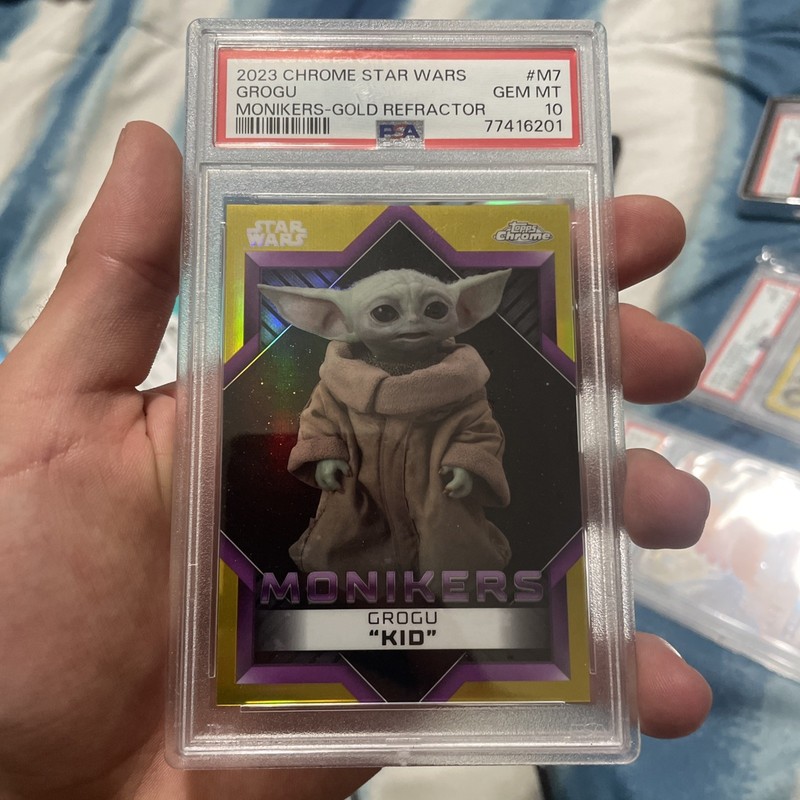 2023 Chrome Star Wars #M7 Grogu Monikers Gold Refractor PSA 10