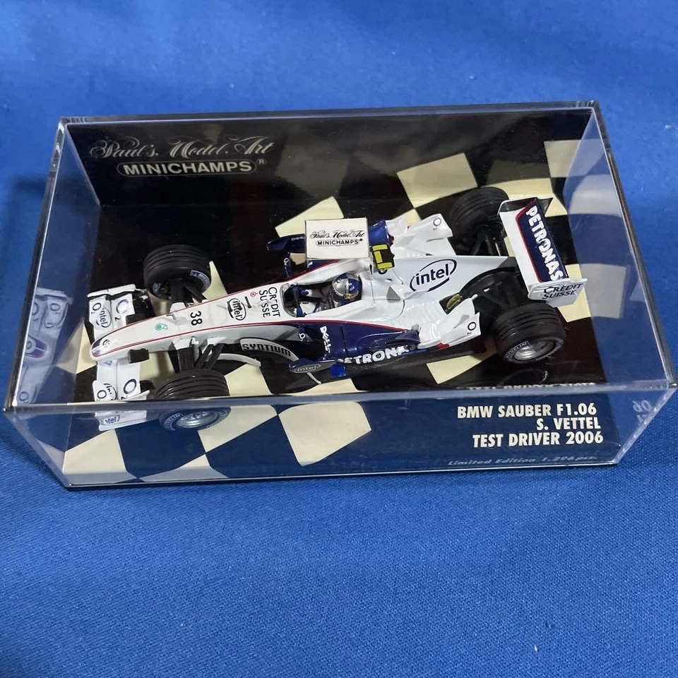 Minichamps 1/43 S.Vettel BMW Sauber F1.06 Test Driver Limited 1296pcs - Bild 2 von 2