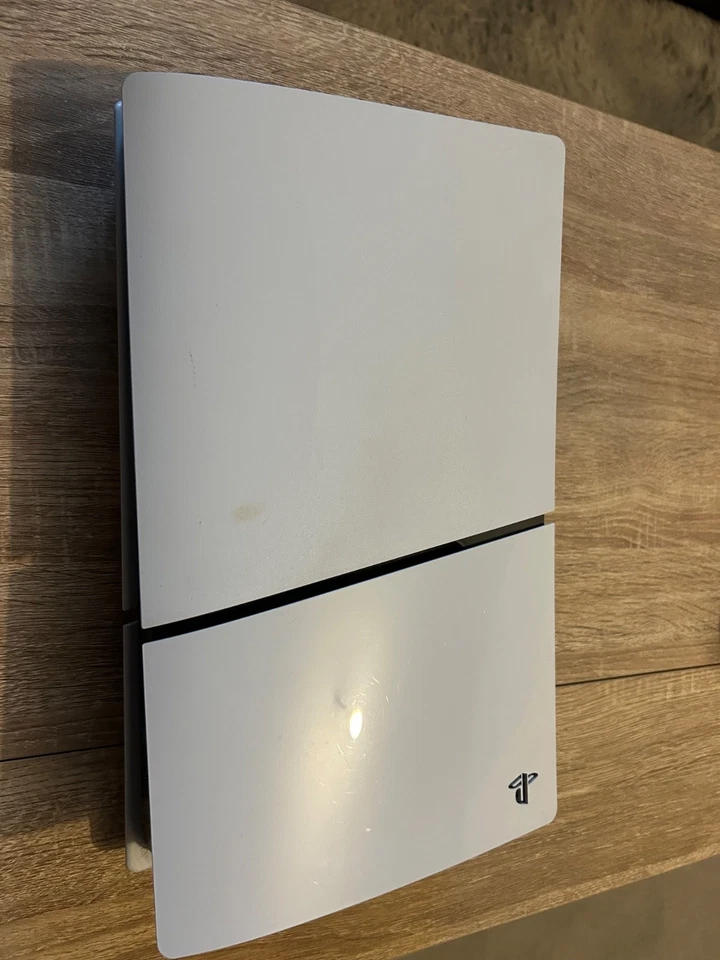 Sony PlayStation 5 Standard, photo 2 sur 2