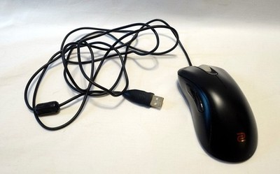 BenQ Zowie EC2-A Gaming Mouse for e-Sports, Wired USB, Black - Nice