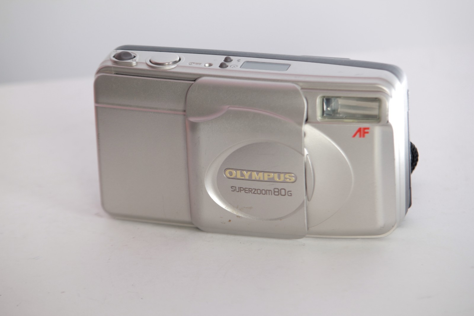 olympus superzoom 80 g compatta analogica punta e scatta con zoom molto bella