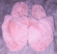 Women s Pink Faux Fur Slide Slippers Open Toe Slip On Size 9/10 NWT A7