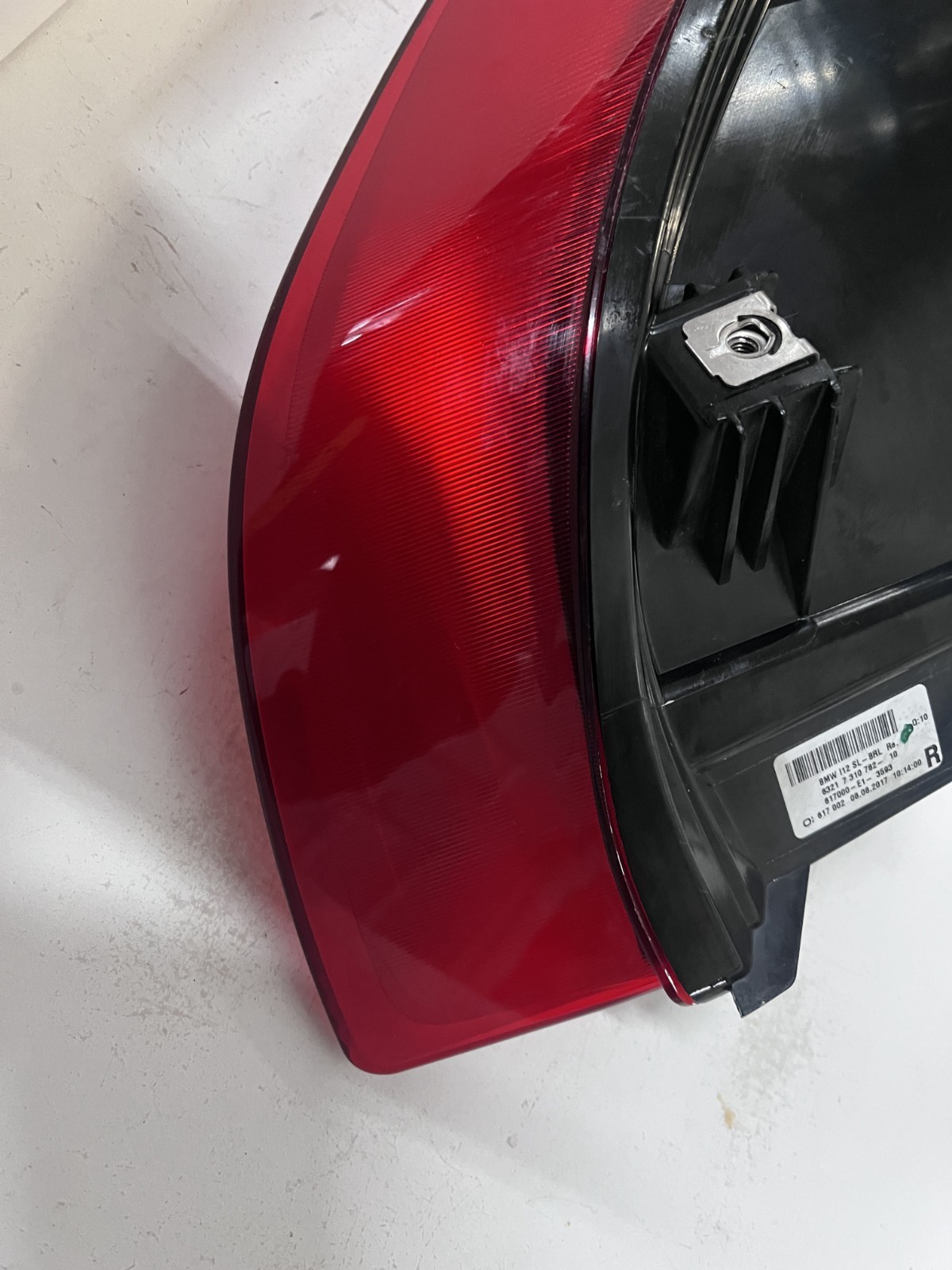 2014-2017 BMW I8 Right Tail Light (Between Gate and Bumper)