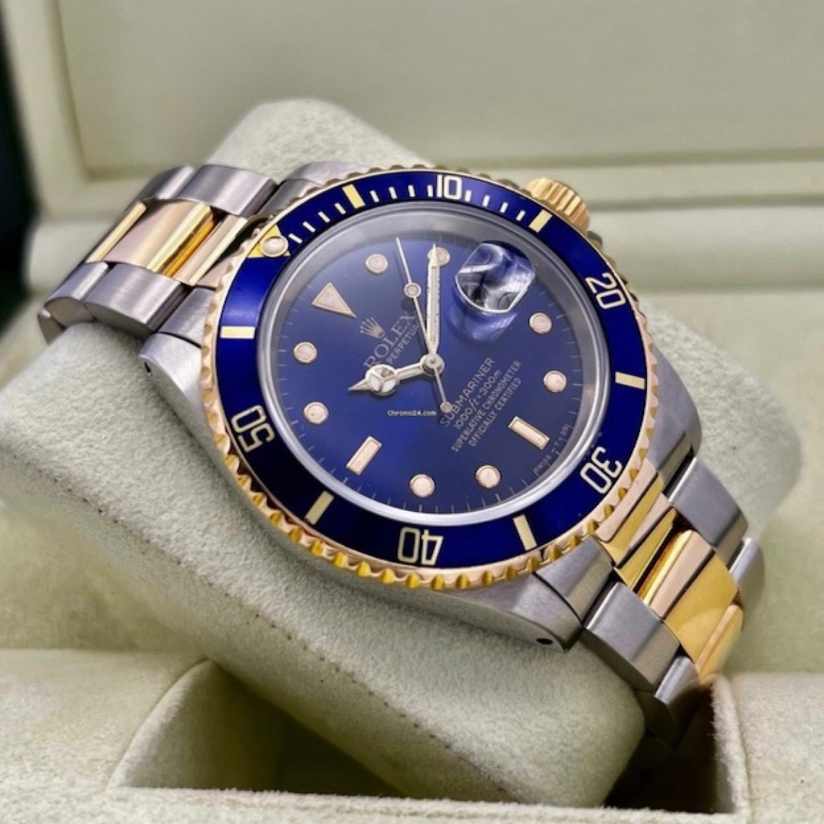 ROLEX BLUESY SUBMARINER 18K AND STEEL 40MM WITH BOX AND PAPERS 16613LB