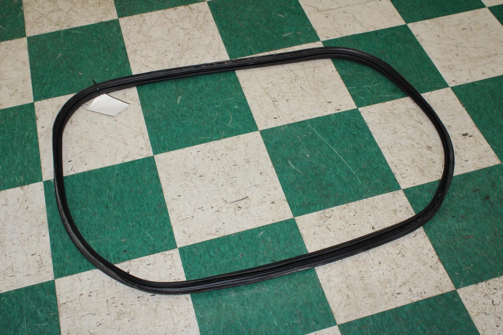 Bentley Flying Spur 2013-2018 Weatherstrip