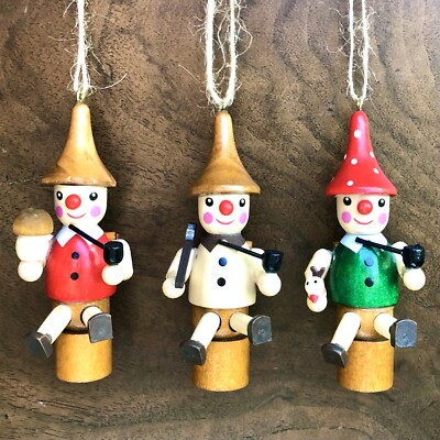 Lumberjack w/ Ax Wood Ornament - Retro Vintage Old World Woodsman