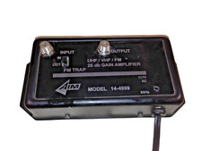 AIM Model 14-4999 UHF VHF FM Signal 25 db Gain Amplifier FM Trap