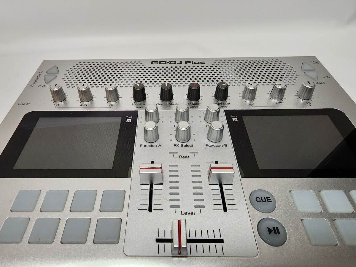 GODJ Plus シルバー DJミキサー GODJ Godj plus dj 美品 数回 GODJ Plus シルバー DJミキサー GODJ Godj plus dj 美品 数回