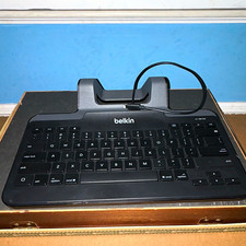 Belkin B2B130 Wired Lightning Keyboard Dock w/ Built-In Stand for iPad Black
