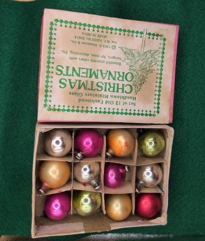 Spectacular Tiny Christmas Ornaments Shackman 1984 in Original Box 12CT