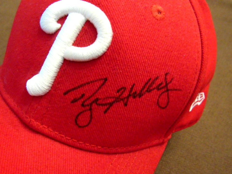 ROY HALLADAY PHILLIES BLUE JAYS HOF SIGNED AUTO NEW ERA PHILLIES CAP MLB BEAUTY - Image 2 of 4