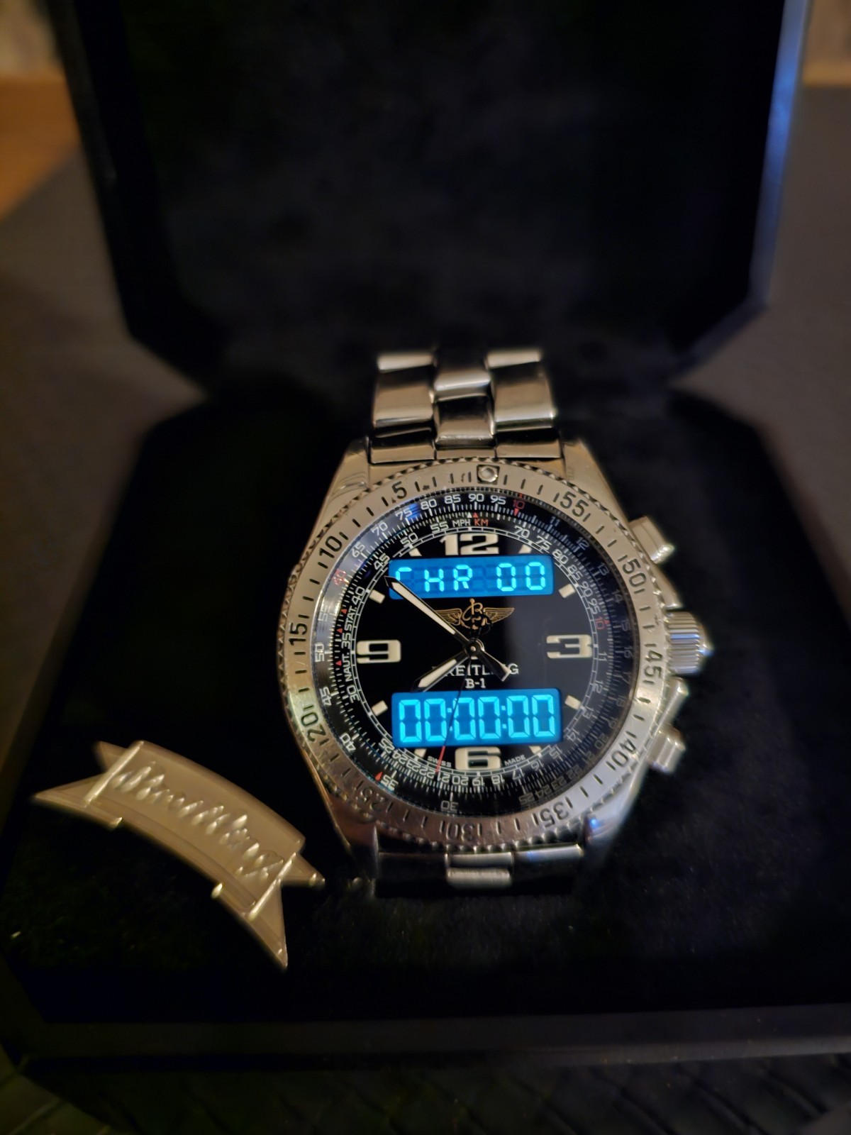 Breitling B-1 schwarzes Zifferblatt Herrenuhr - A68362