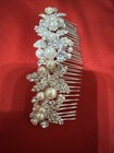 David’s Bridal Delicate Floral Hair Comb Crystals Rhinestones Pearls Glistening — photo 7